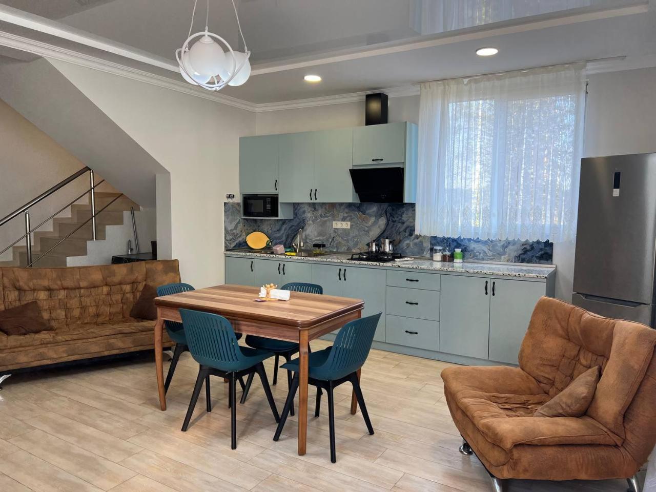 Gt House Batumi Hotel Екстериор снимка