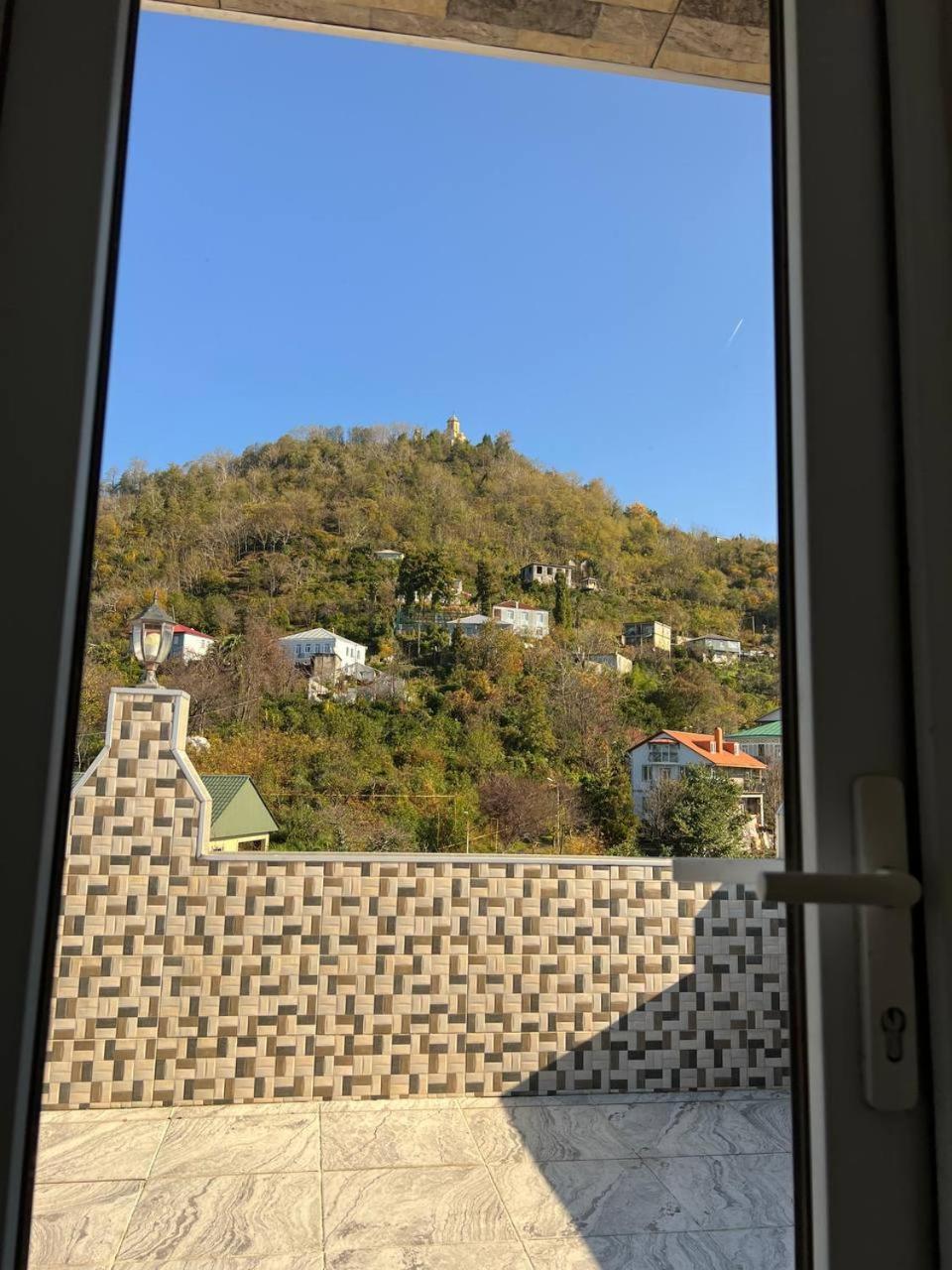 Gt House Batumi Hotel Екстериор снимка