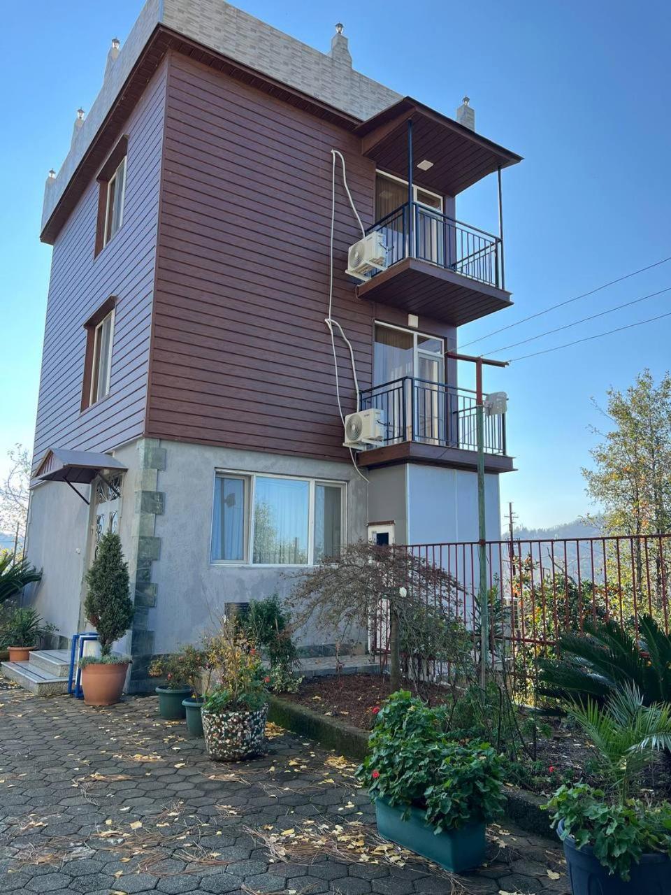 Gt House Batumi Hotel Екстериор снимка