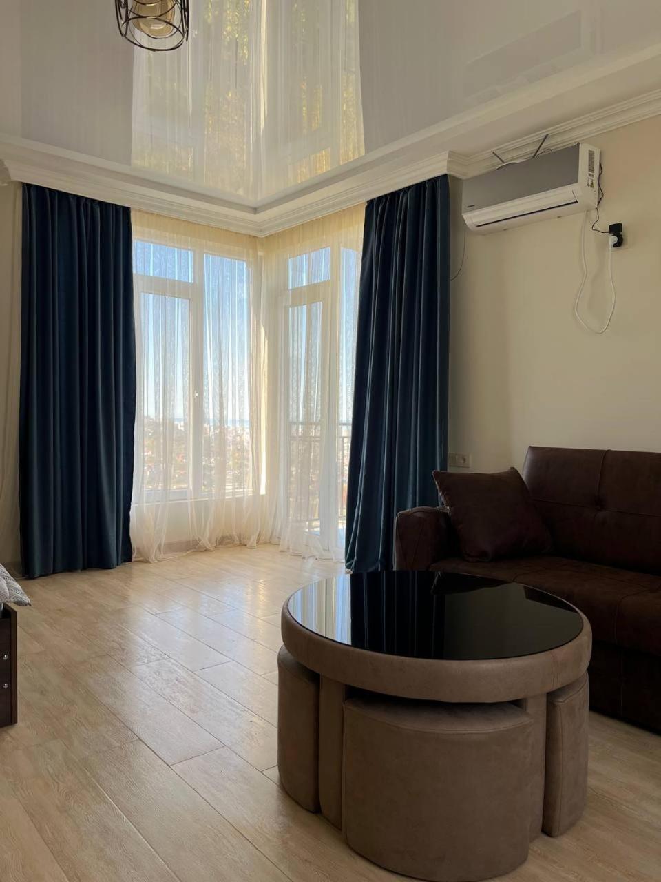 Gt House Batumi Hotel Екстериор снимка