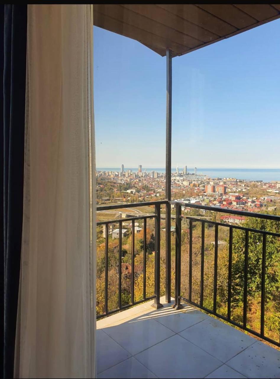 Gt House Batumi Hotel Екстериор снимка